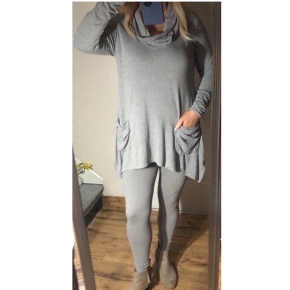 Philosophy slouchy oversized gray turtleneck size extra large - Picture 1 of 8